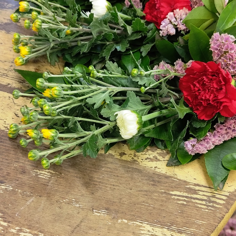 お供えのや仏花